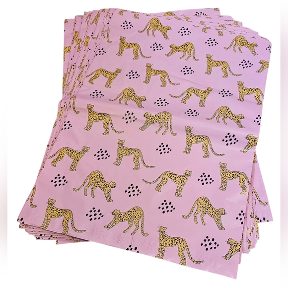 Poly Mailers Pink Leopard Print 14.5" X 19" 24 Count - Picture 2 of 2